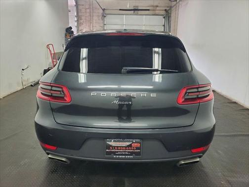 2018 Porsche Macan Base