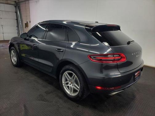 2018 Porsche Macan Base