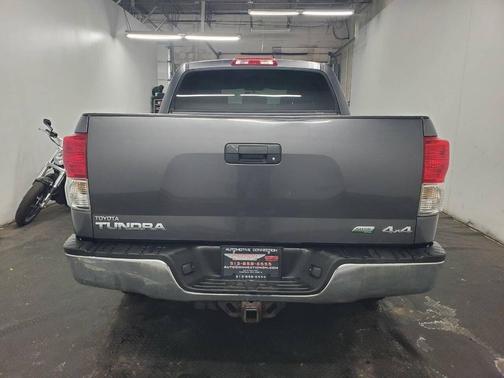 2011 Toyota Tundra Grade