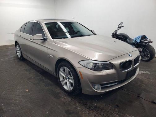 2012 BMW 528 xDrive
