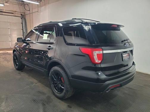 2016 Ford Explorer Base