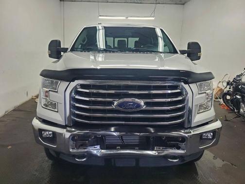 Brown 2015 Ford F-150 XLT