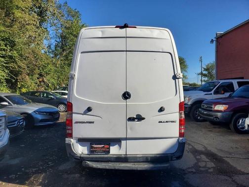 2014 Mercedes-Benz Sprinter 2500 High Roof