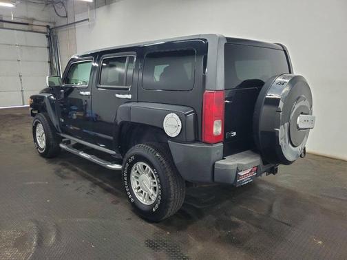 2008 Hummer H3 Base