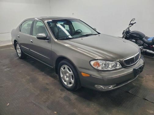 2001 INFINITI I30 Luxury