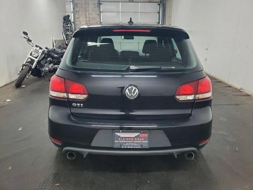 2014 Volkswagen GTI Wolfsburg Edition