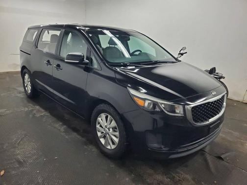 2016 Kia Sedona L