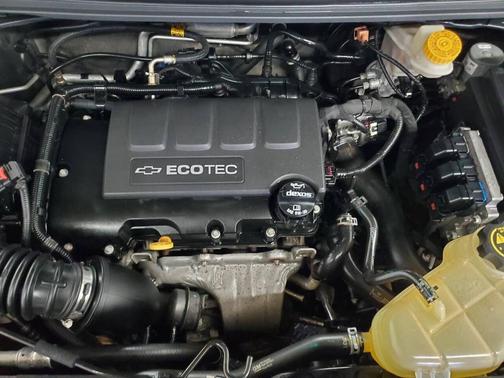 2018 Chevrolet Sonic LT