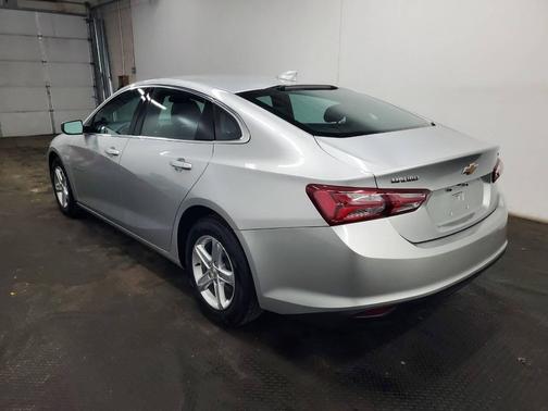 2022 Chevrolet Malibu FWD LT