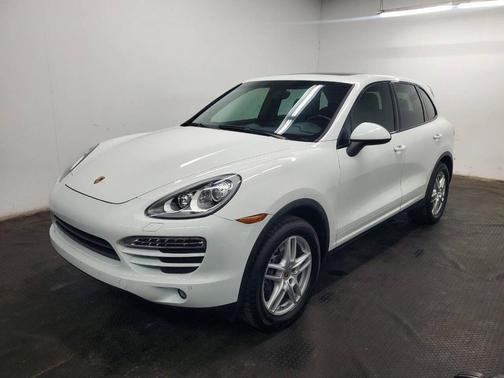2014 Porsche Cayenne Platinum Edition