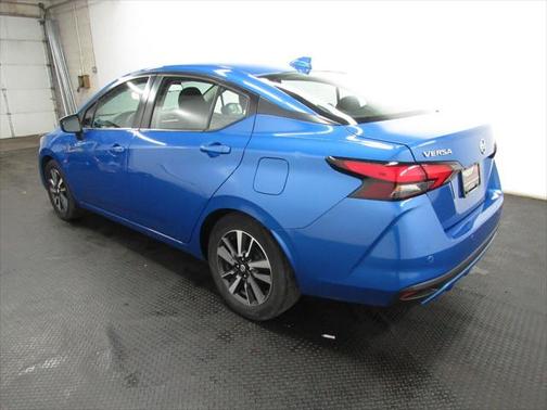 2021 Nissan Versa 1.6 SV