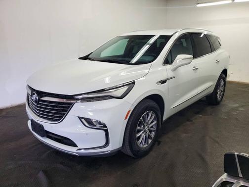 2023 Buick Enclave Essence AWD