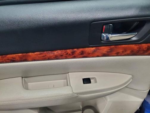 2010 Subaru Legacy Limited