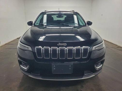Diamond Black Crystal Pearlcoat 2020 Jeep Cherokee Limited