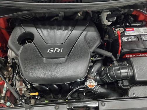 2013 Hyundai Veloster Base