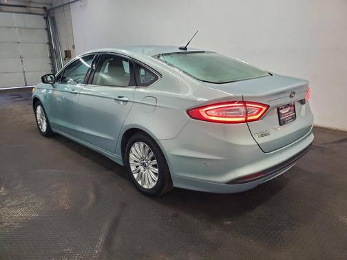 2013 Ford Fusion Energi SE Luxury