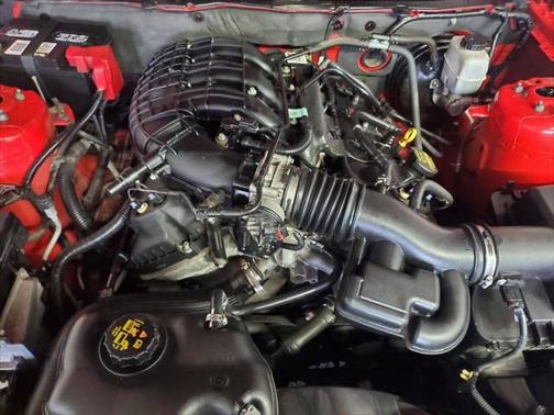 2014 Ford Mustang V6