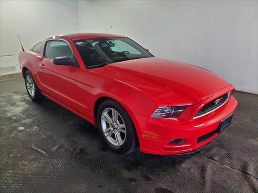 2014 Ford Mustang V6