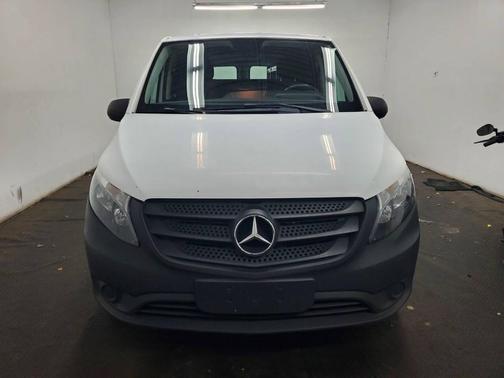 2017 Mercedes-Benz Metris Base