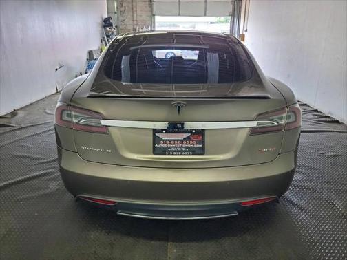 2015 Tesla Model S P85D