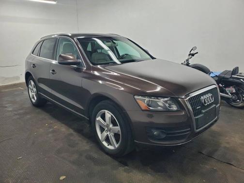 2011 Audi Q5 Premium Plus