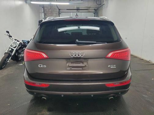 2011 Audi Q5 Premium Plus