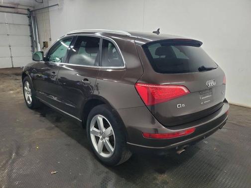 2011 Audi Q5 Premium Plus