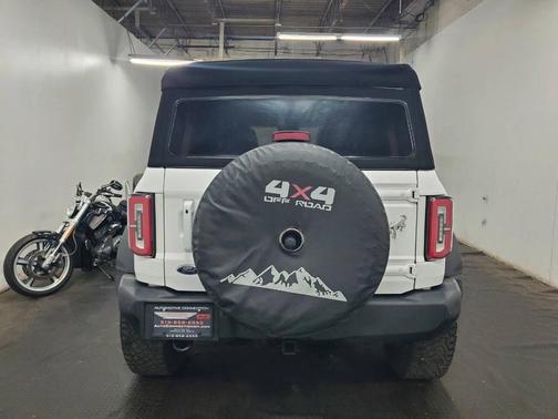 2023 Ford Bronco Outer Banks