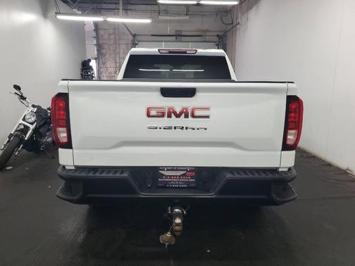 2023 GMC Sierra 1500 Pro