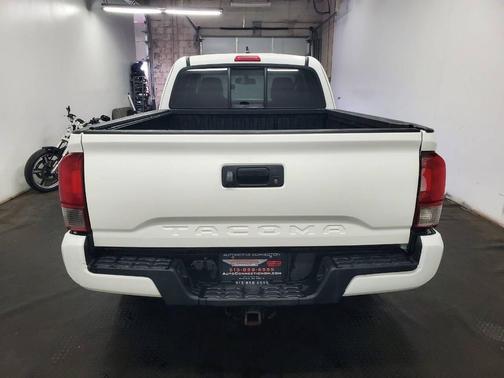 2016 Toyota Tacoma TRD Sport