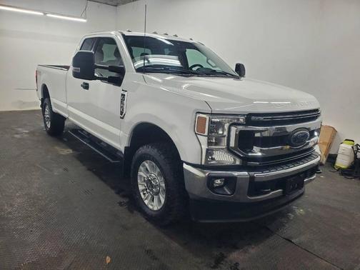 2022 Ford F-350 XLT