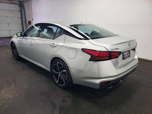 2024 Nissan Altima SR FWD