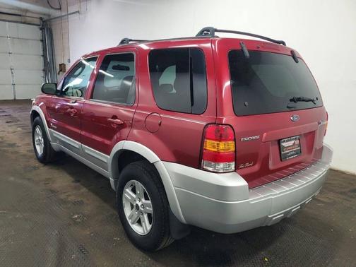 Redfire Clearcoat Metallic 2005 Ford Escape Hybrid Base