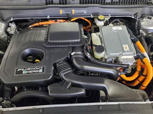 2020 Ford Fusion Plug-In Hybrid Titanium