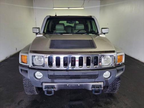 2006 Hummer H3 Base