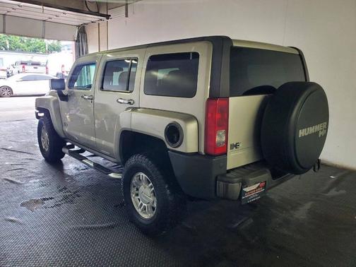 2006 Hummer H3 Base