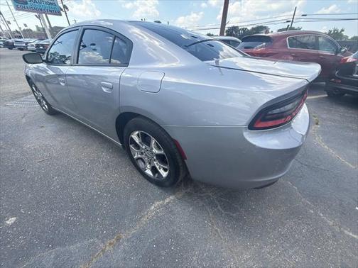 2015 Dodge Charger SE