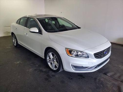 2015 Volvo S60 T5 Premier