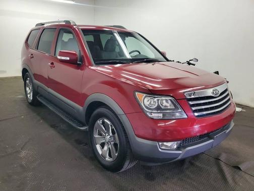 Spicy Red/Pewter Gray Cladding 2009 Kia Borrego EX V8