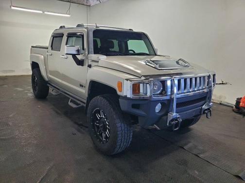 2009 Hummer H3T Luxury Edition