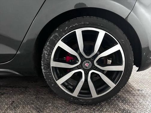 2014 Volkswagen GTI Wolfsburg Edition