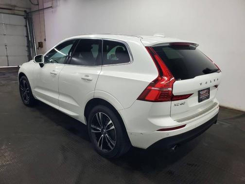 2019 Volvo XC60 T5 Momentum