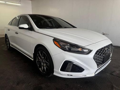 2019 Hyundai SONATA Limited 2.0T