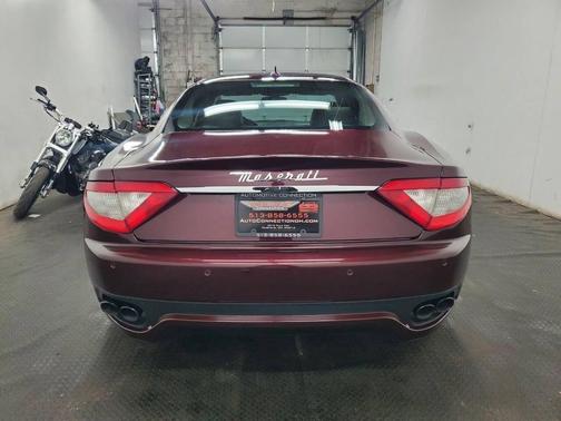 2012 Maserati GranTurismo S Auto