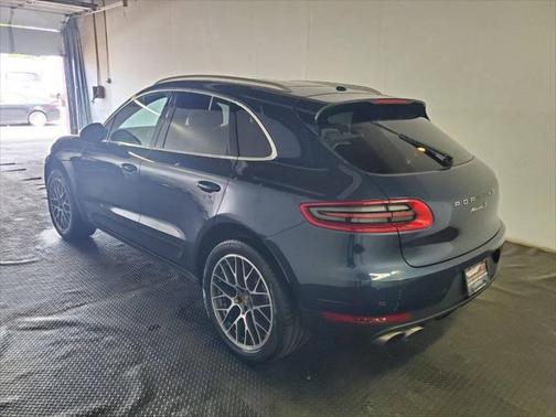 2016 Porsche Macan S