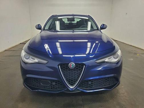 Montecarlo Blue Metallic 2017 Alfa Romeo Giulia Ti