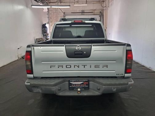 2003 Nissan Frontier XE Crew Cab