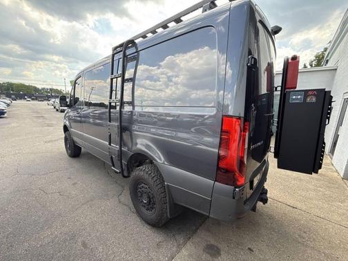2023 Mercedes-Benz Sprinter 2500 Standard Roof