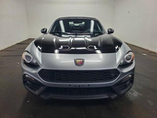 Grigio Argento (Aluminum) 2017 FIAT 124 Spider Base
