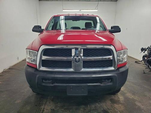 2018 RAM 2500 Tradesman Regular Cab 4x4 8' Box